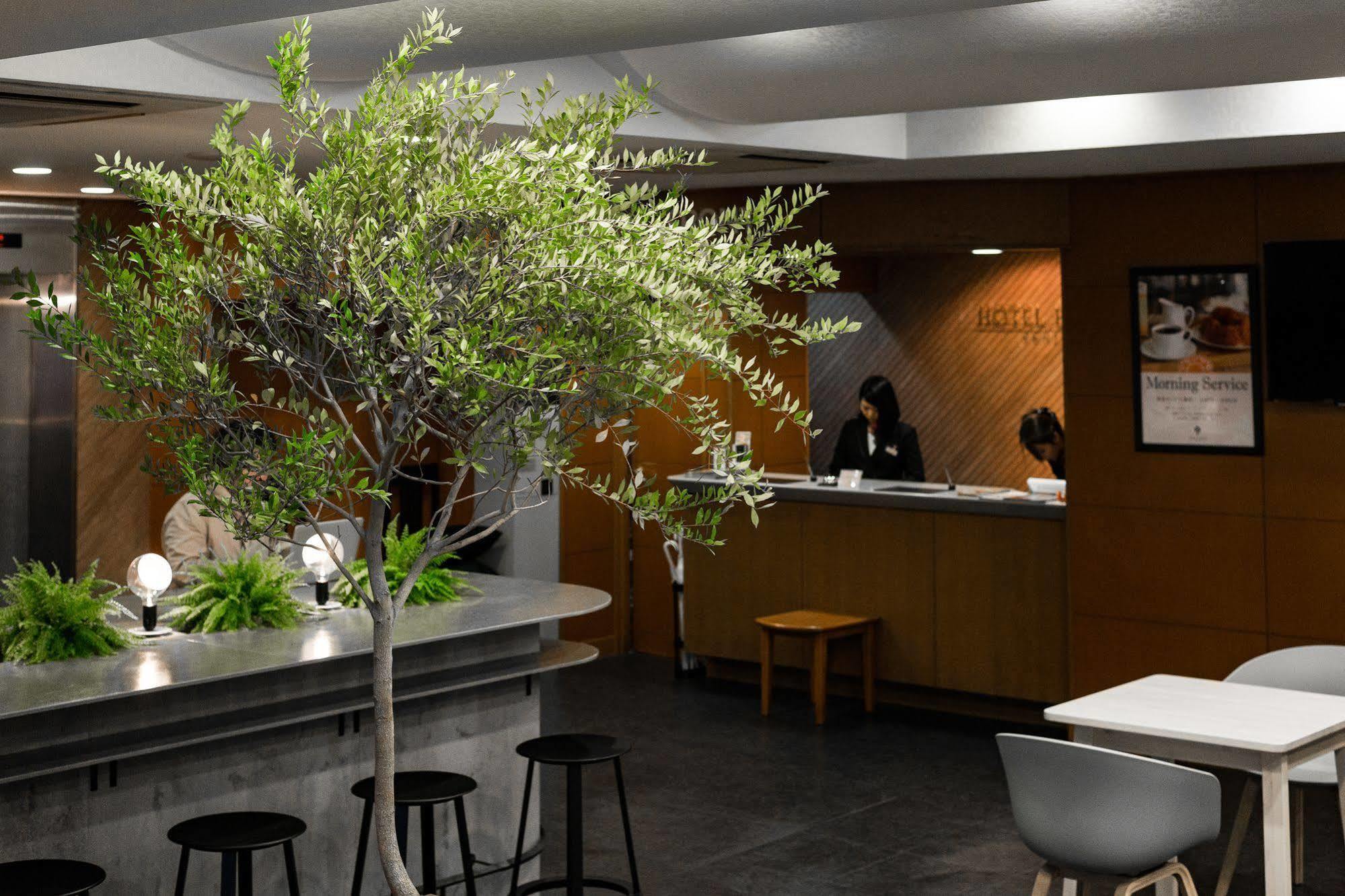Hotel Etwas Tenjin Fukuoka  Exteriör bild