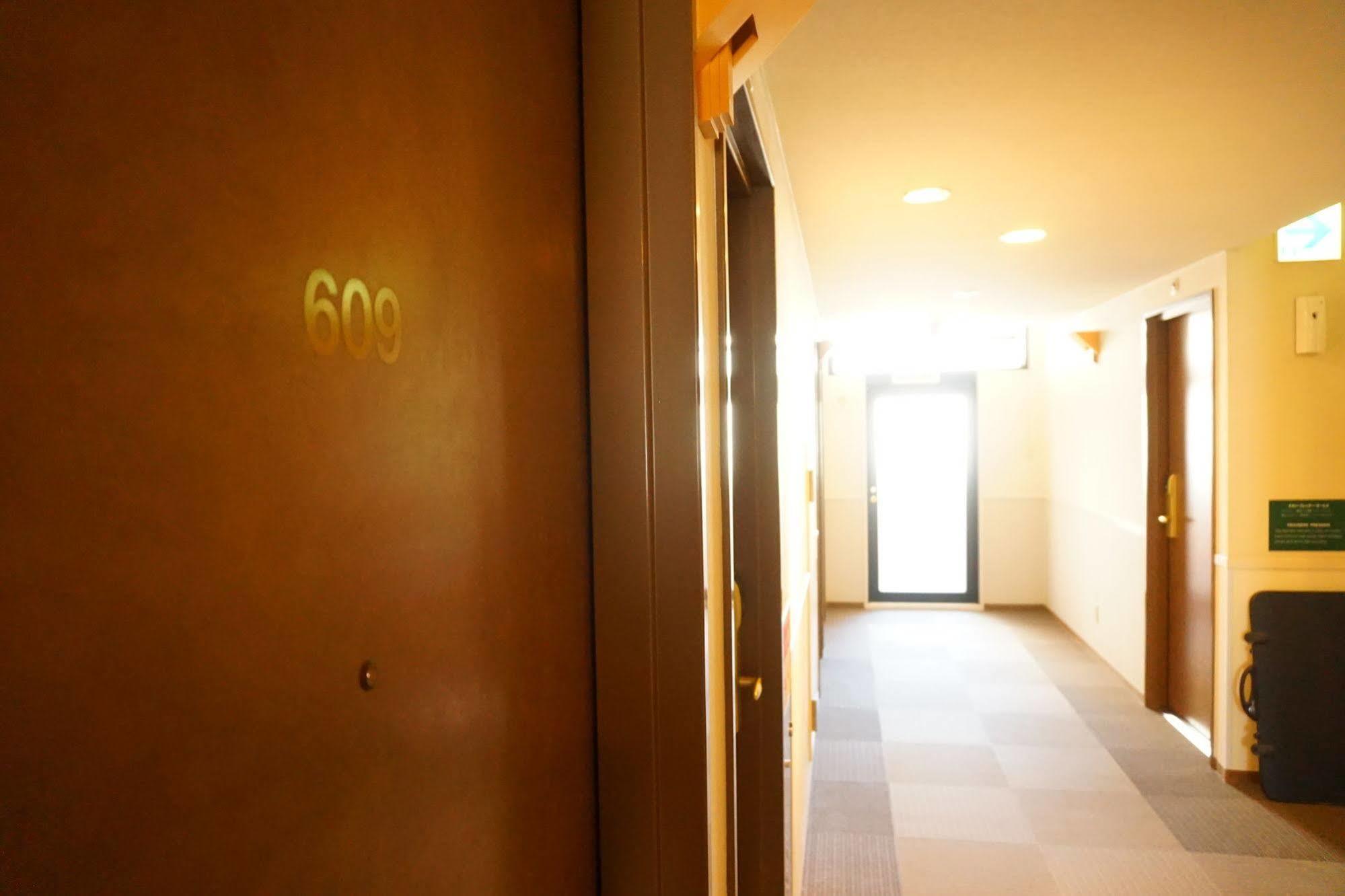 Hotel Etwas Tenjin Fukuoka  Exteriör bild