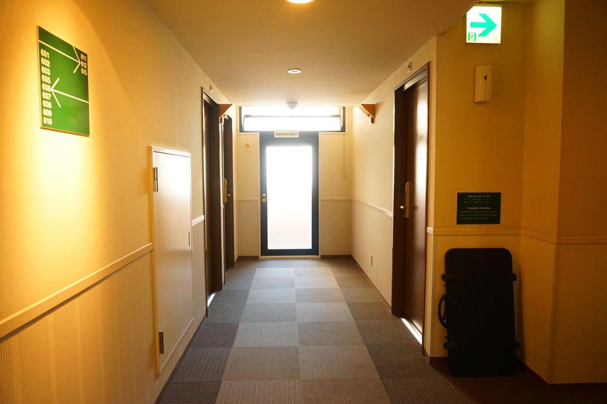 Hotel Etwas Tenjin Fukuoka  Exteriör bild